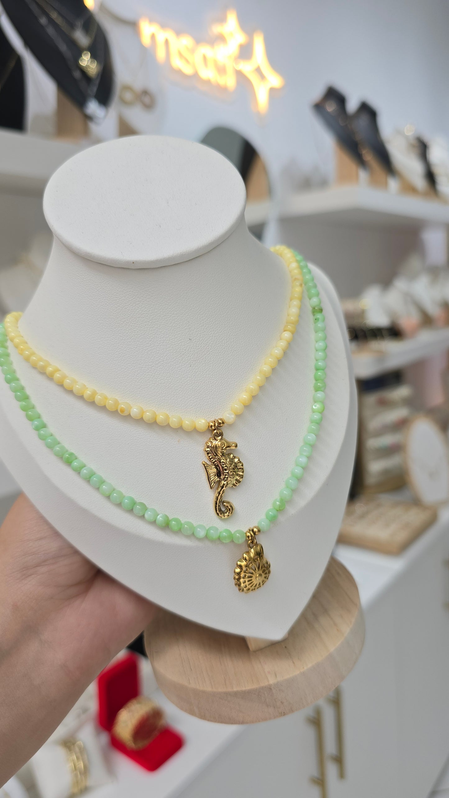 Collier Hippo Pastel