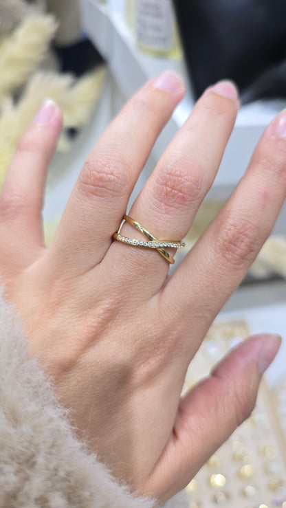 Bague croisée