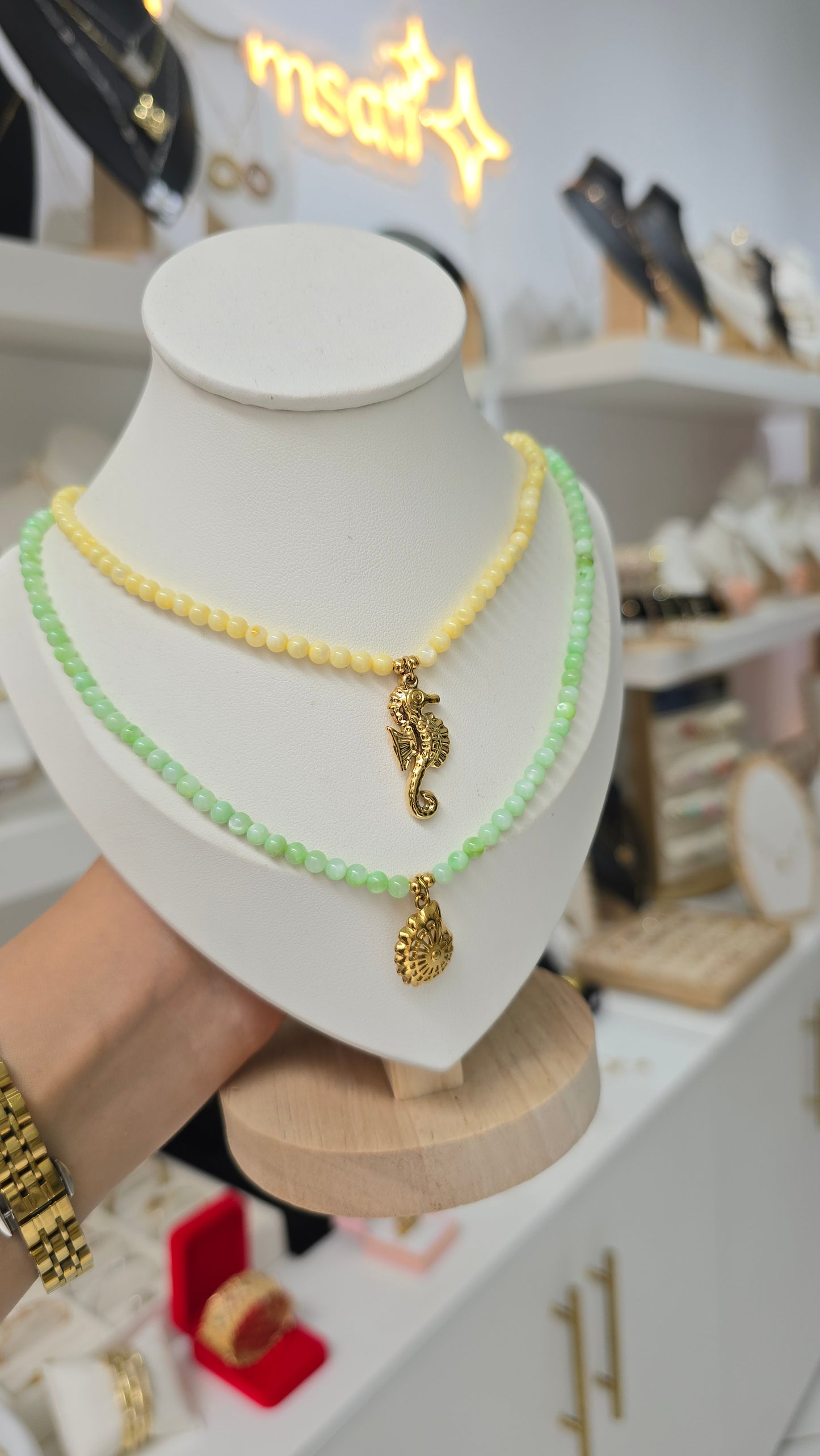 Collier Hippo Pastel